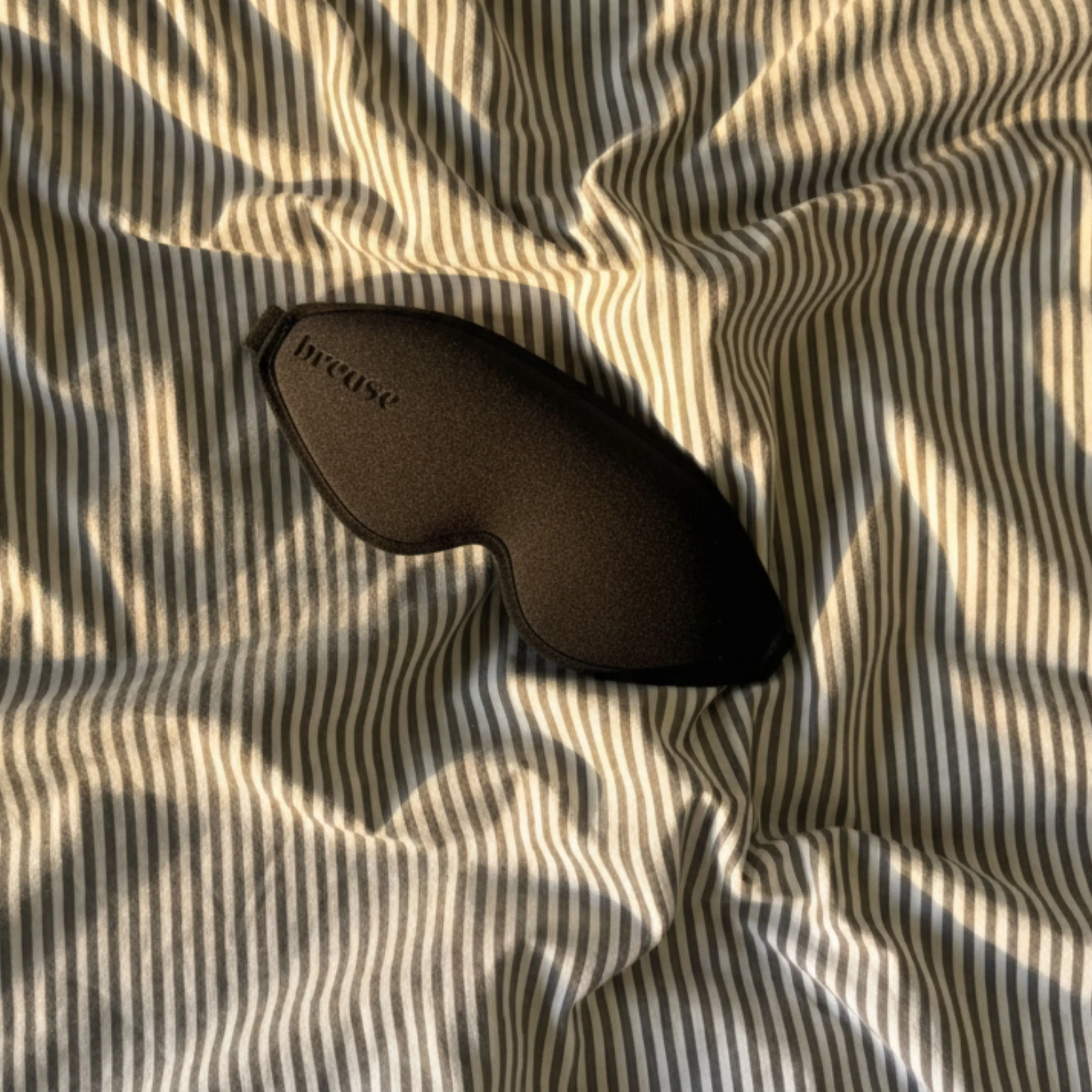 3D Sleep Mask, Black, One-size - Image 5